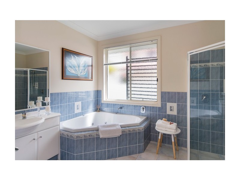 26 Champagne Boulevard, Helensvale QLD 4212
