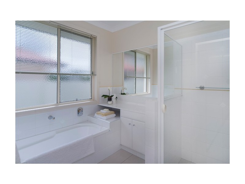 26 Champagne Boulevard, Helensvale QLD 4212