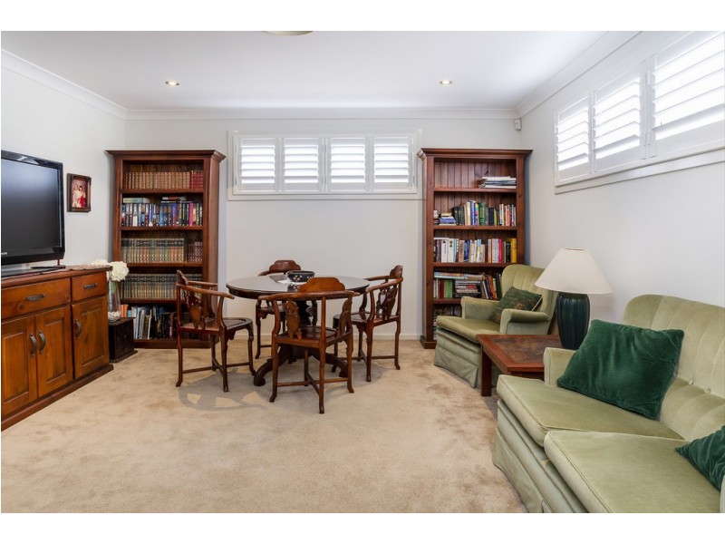 14 Cova Boulevard, Hope Island QLD 4212