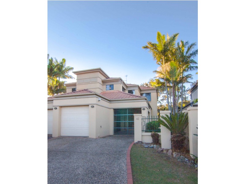 42 Shinnecock Close, Hope Island QLD 4212