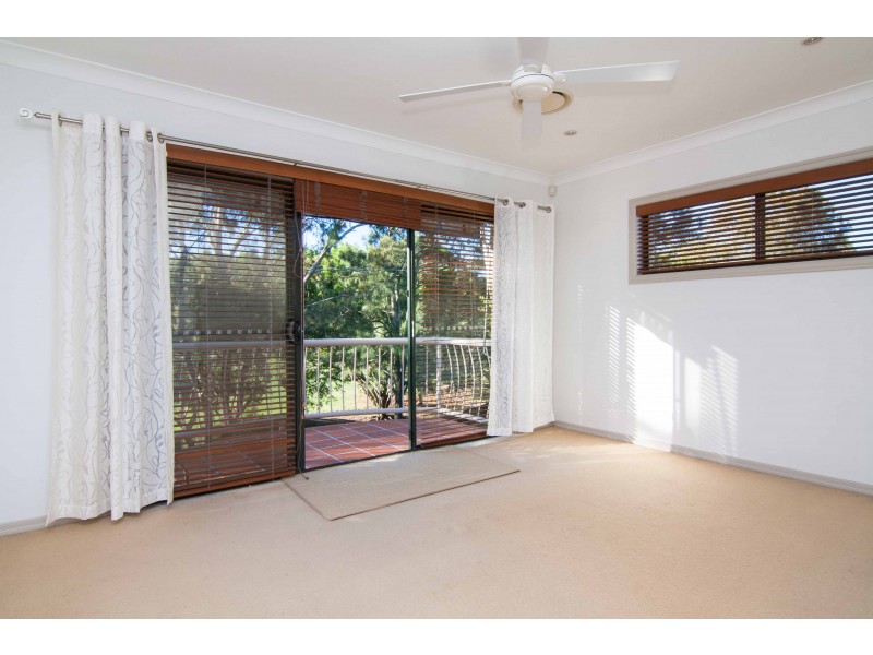42 Shinnecock Close, Hope Island QLD 4212