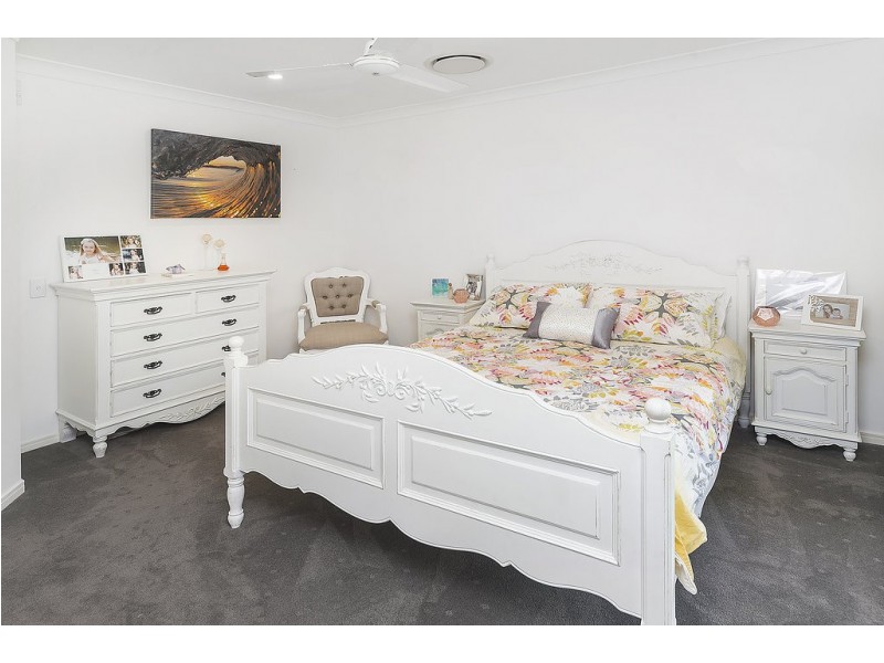 38a Sickle Avenue, Hope Island QLD 4212