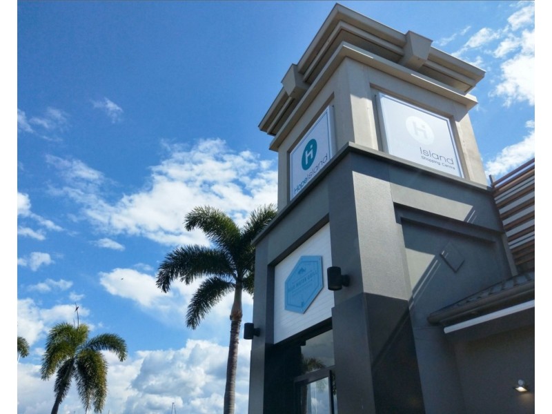 35 Sickle Avenue, Hope Island QLD 4212