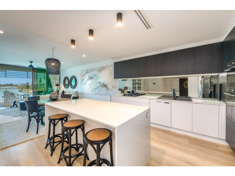 7202/2 Ephraim Island Parade, Paradise Point QLD 4216