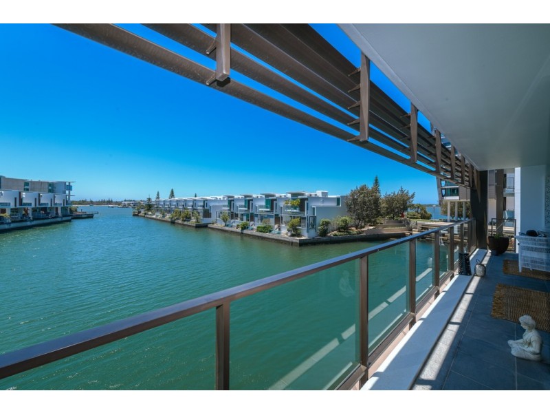 7202/2 Ephraim Island Parade, Paradise Point QLD 4216