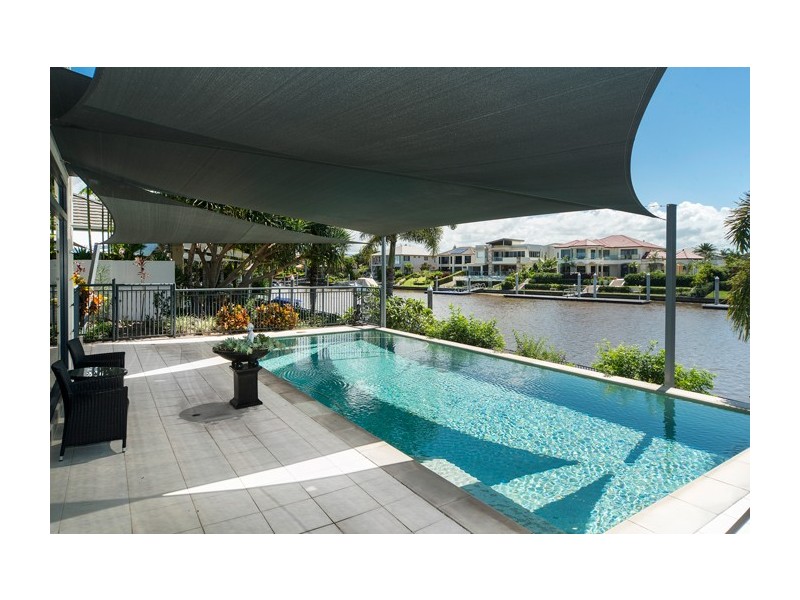 2159 Beaufort Way, Hope Island QLD 4212