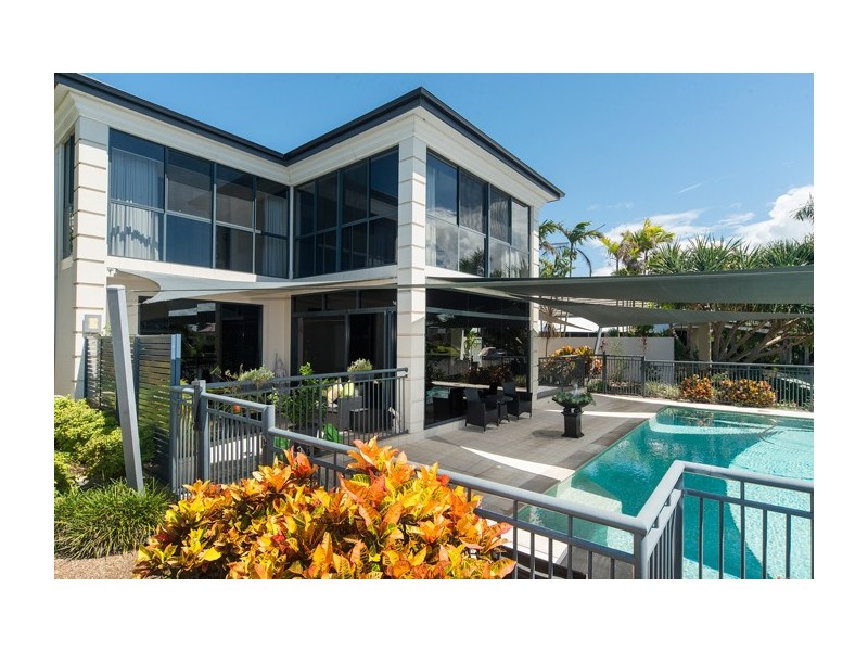 2159 Beaufort Way, Hope Island QLD 4212