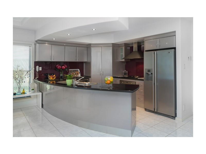 2159 Beaufort Way, Hope Island QLD 4212