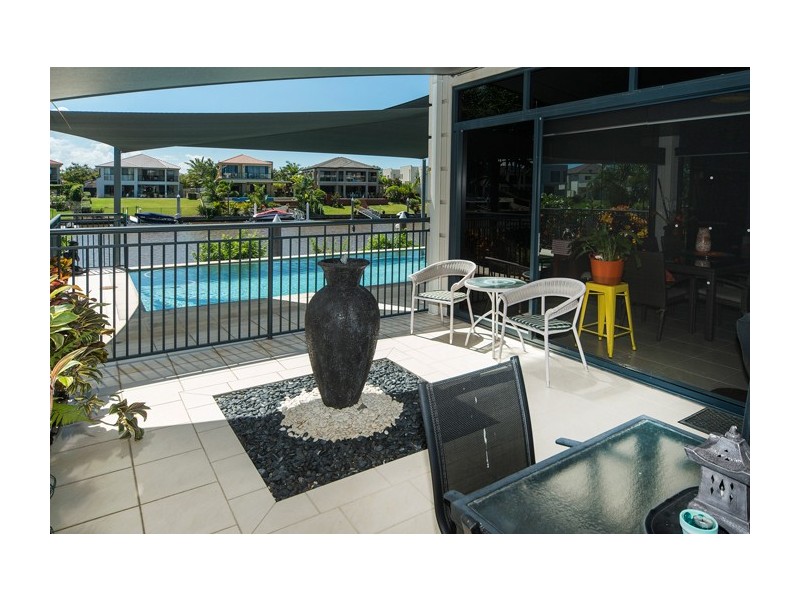 2159 Beaufort Way, Hope Island QLD 4212