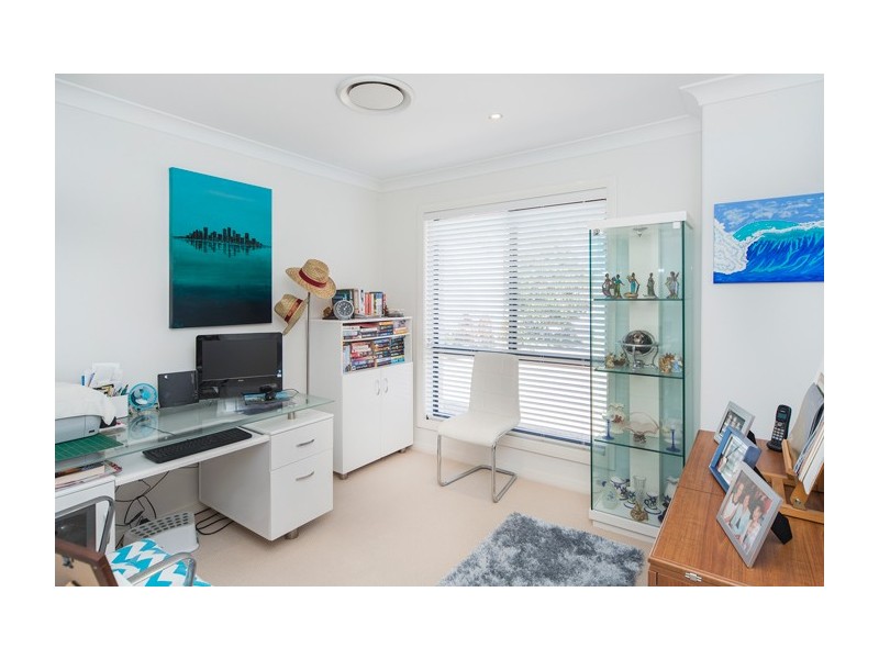 2159 Beaufort Way, Hope Island QLD 4212