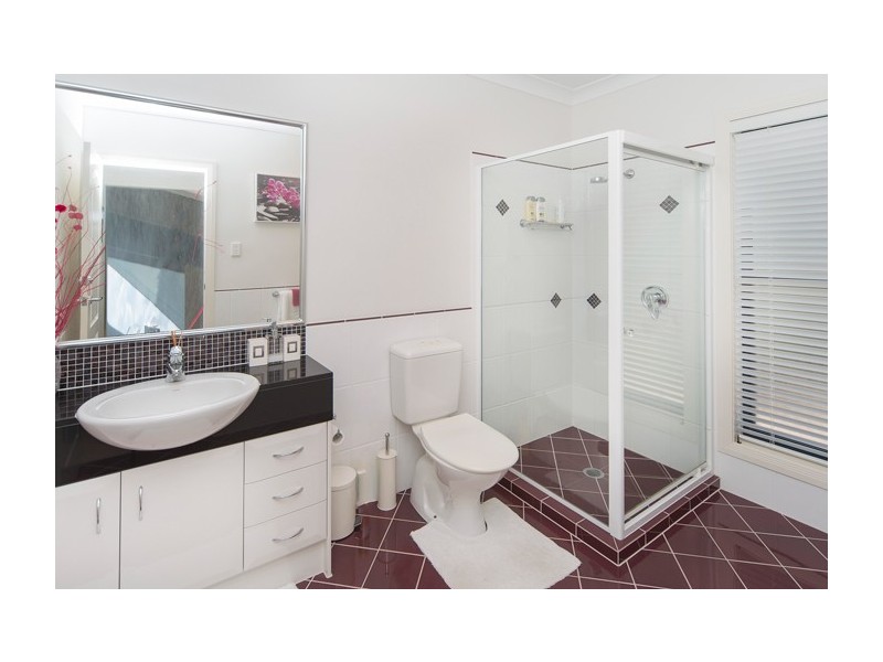 2159 Beaufort Way, Hope Island QLD 4212