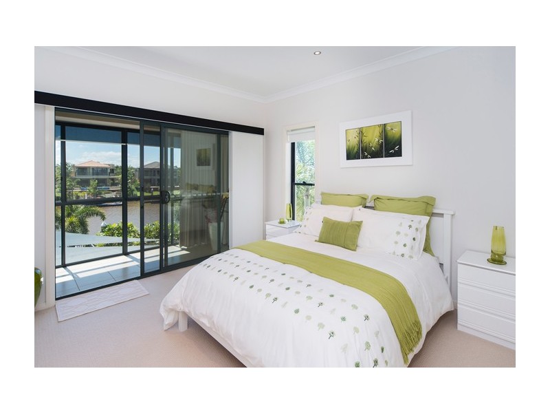 2159 Beaufort Way, Hope Island QLD 4212