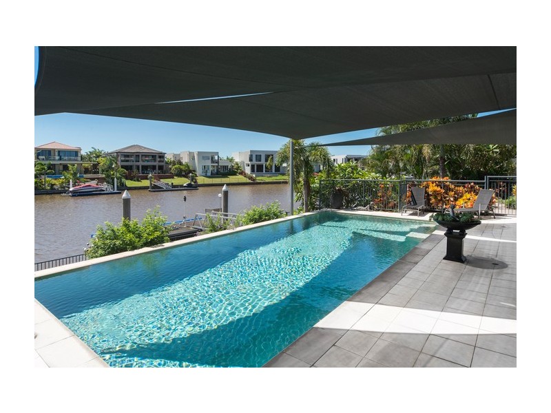 2159 Beaufort Way, Hope Island QLD 4212