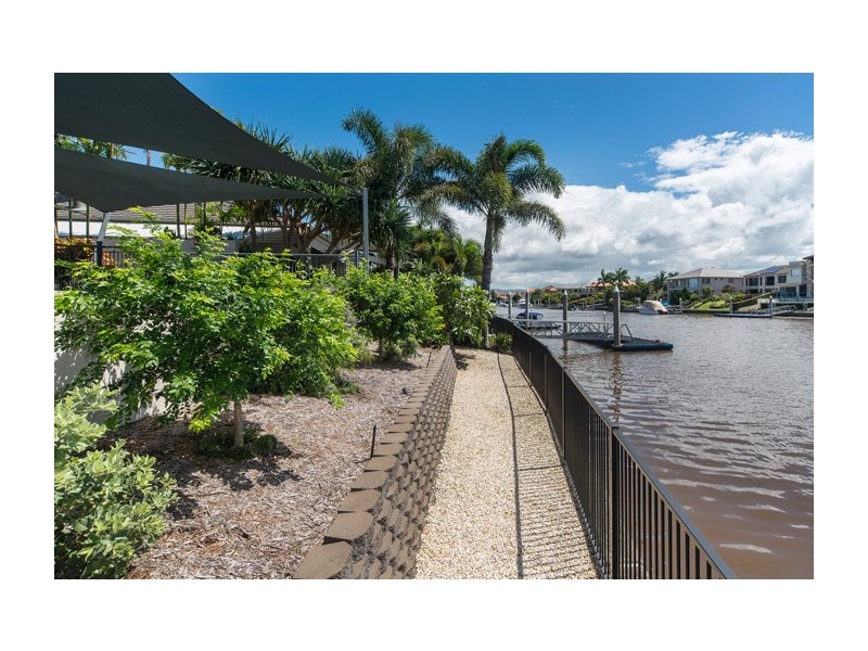 2159 Beaufort Way, Hope Island QLD 4212