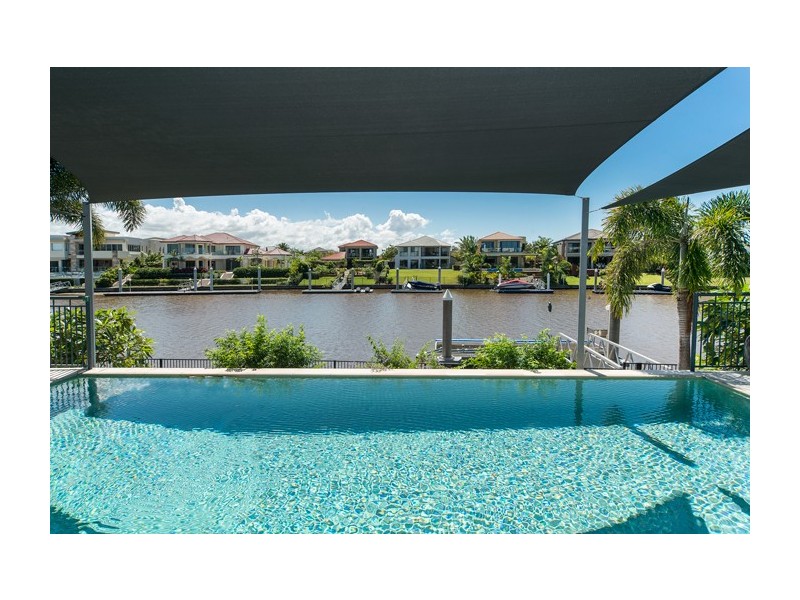 2159 Beaufort Way, Hope Island QLD 4212