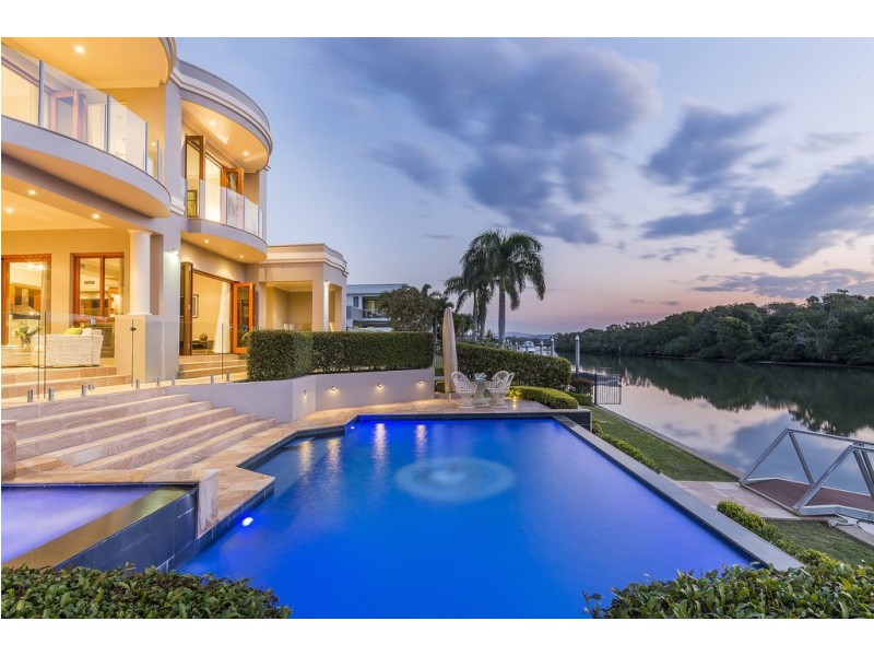 2510 Cressbrook Drive, Hope Island QLD 4212