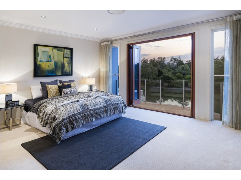 2510 Cressbrook Drive, Hope Island QLD 4212