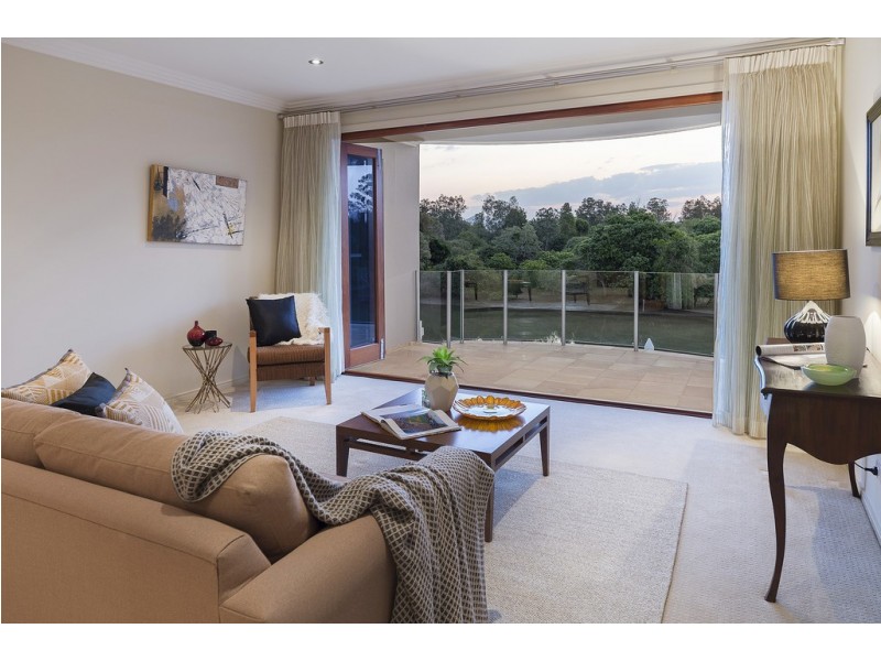 2510 Cressbrook Drive, Hope Island QLD 4212