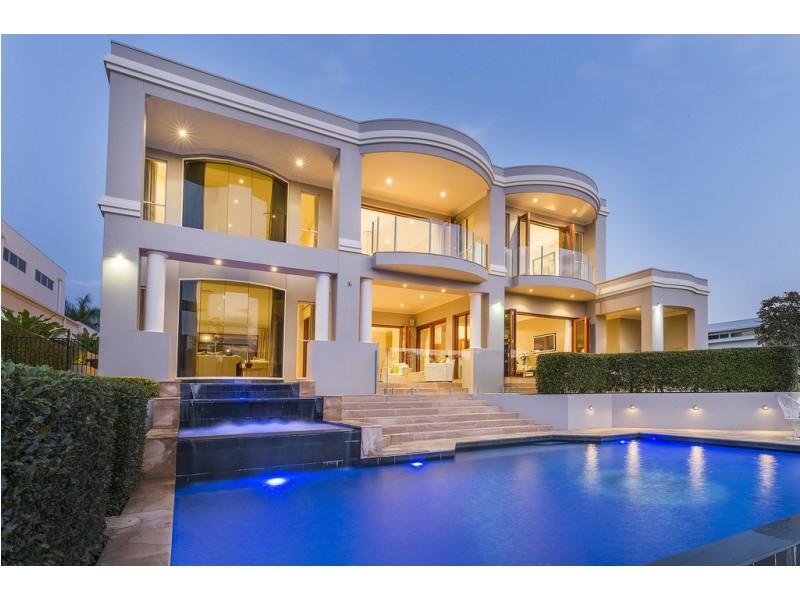 2510 Cressbrook Drive, Hope Island QLD 4212