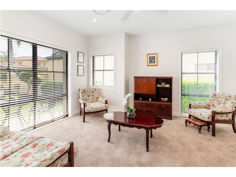 3298 Palladian Drive, Hope Island QLD 4212