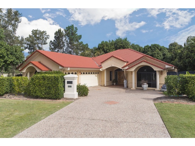 3152 Riverleigh Drive, Hope Island QLD 4212