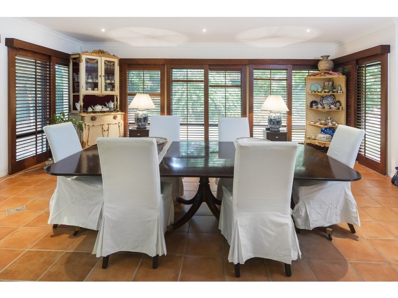 3152 Riverleigh Drive, Hope Island QLD 4212