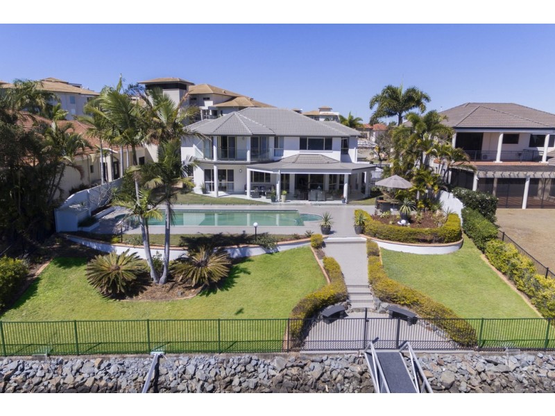 1055 Rosebank Way West, Hope Island QLD 4212