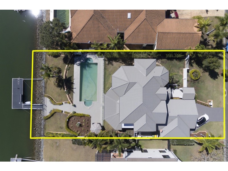 1055 Rosebank Way West, Hope Island QLD 4212