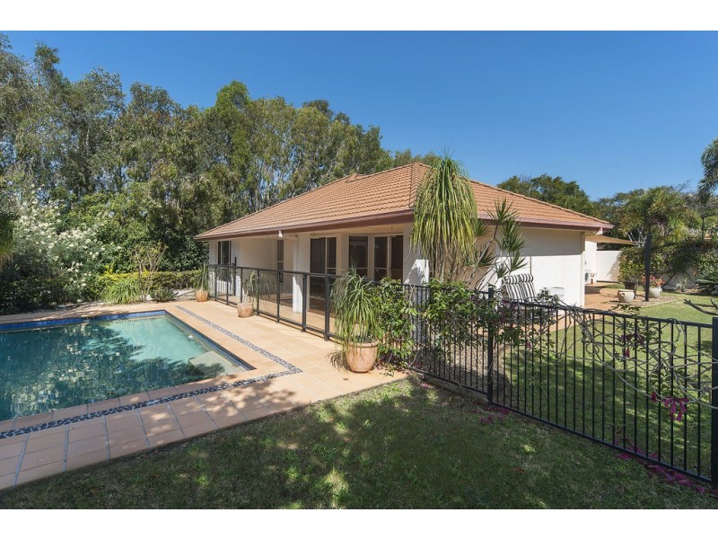 1028 Rosebank Way, Hope Island QLD 4212