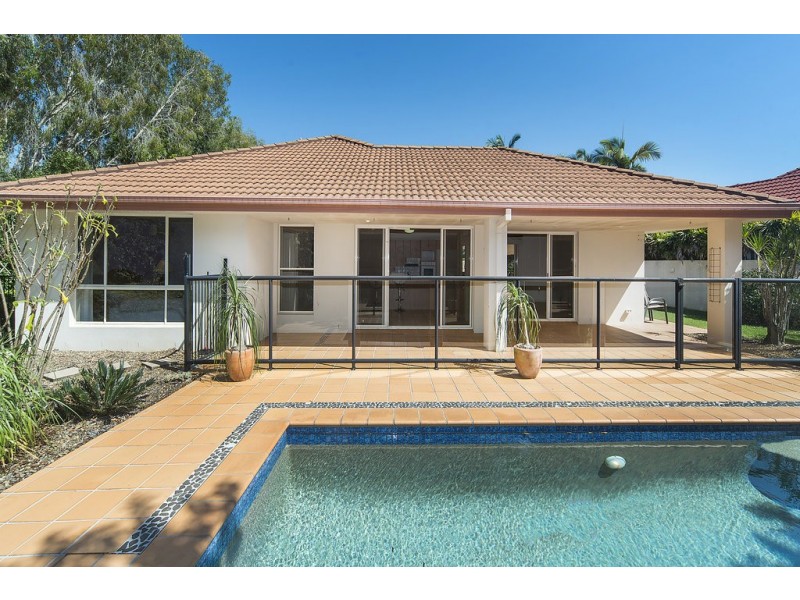 1028 Rosebank Way, Hope Island QLD 4212