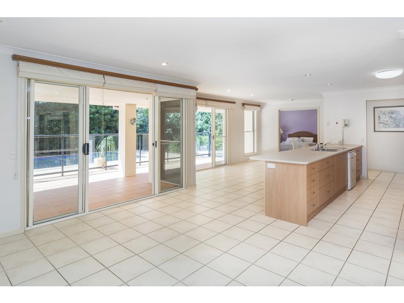 1028 Rosebank Way, Hope Island QLD 4212