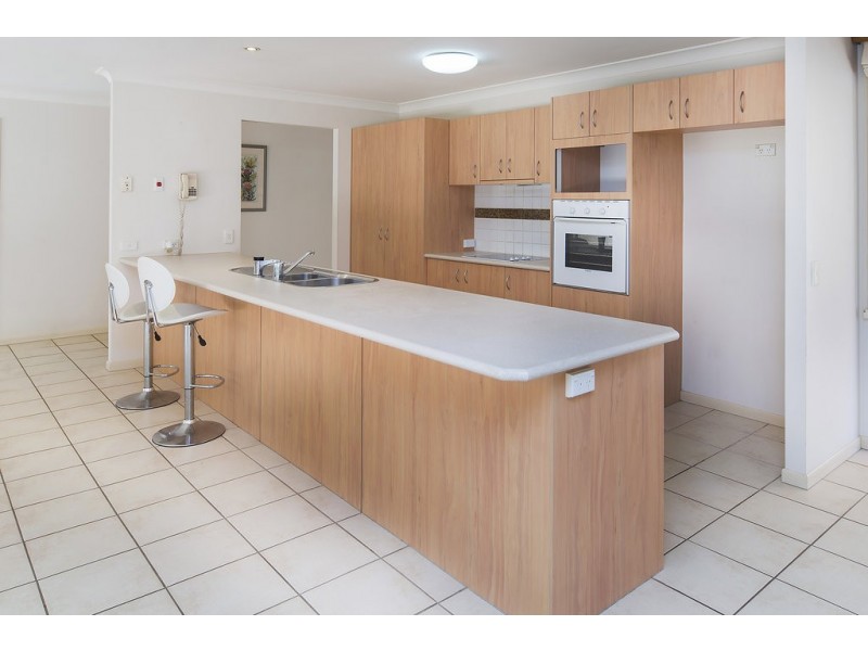 1028 Rosebank Way, Hope Island QLD 4212