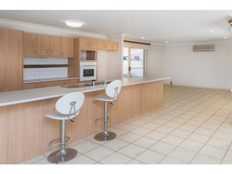 1028 Rosebank Way, Hope Island QLD 4212