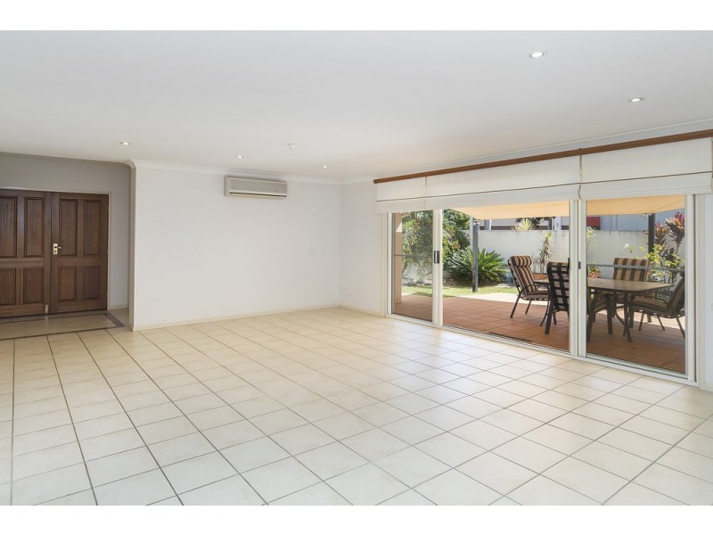 1028 Rosebank Way, Hope Island QLD 4212