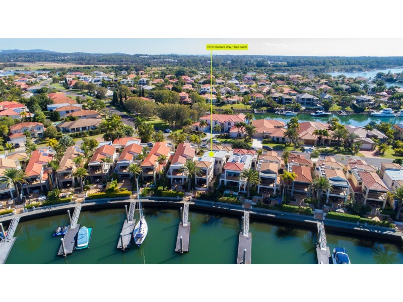 1513 Rosebank Way West, Hope Island QLD 4212