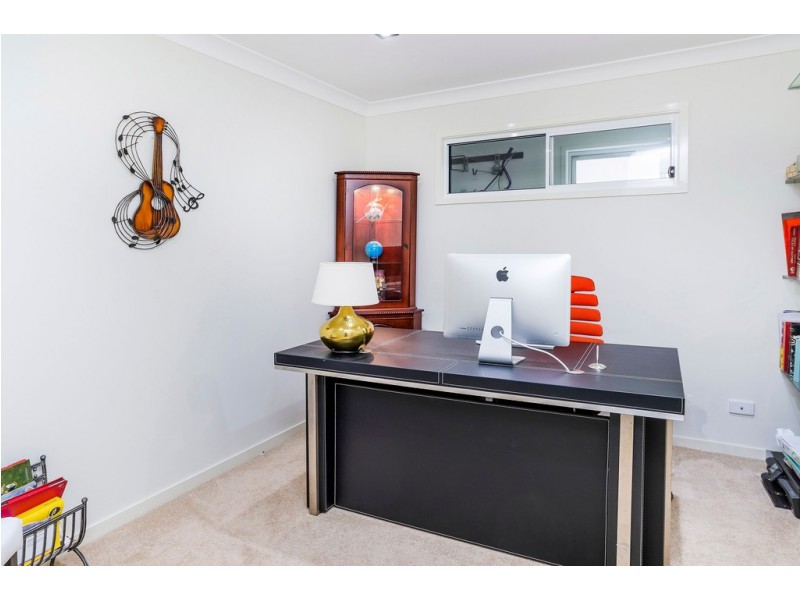 2843 Wylarah Way, Hope Island QLD 4212