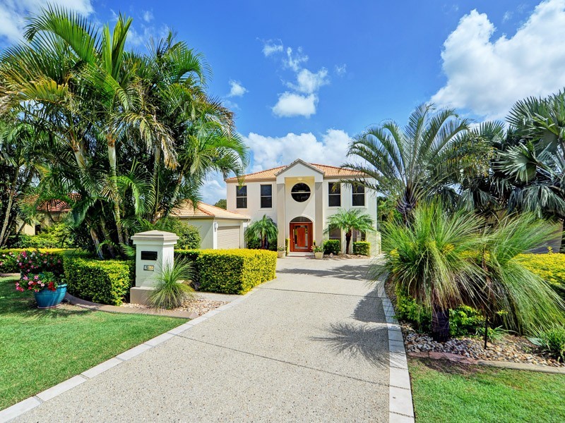 3146 Riverleigh Drive, Hope Island QLD 4212