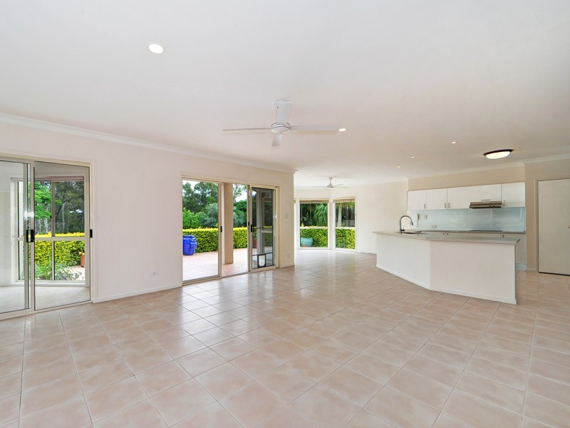 3146 Riverleigh Drive, Hope Island QLD 4212