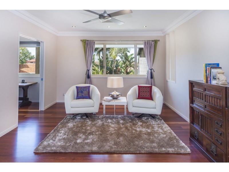 1076 Killymoon Drive, Hope Island QLD 4212