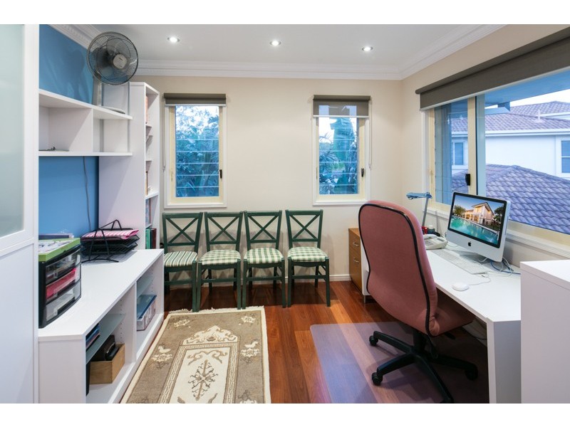 1076 Killymoon Drive, Hope Island QLD 4212