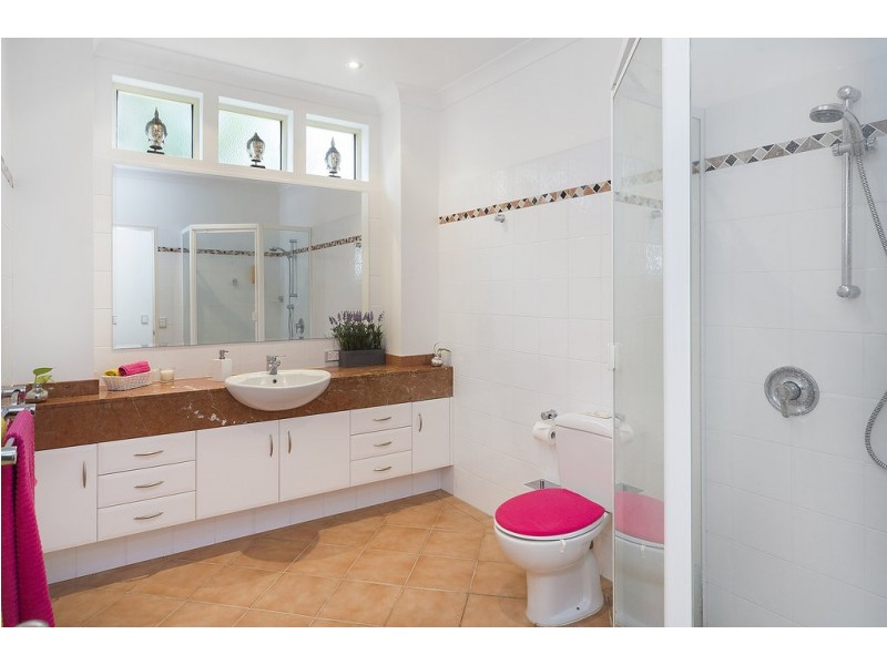 1076 Killymoon Drive, Hope Island QLD 4212