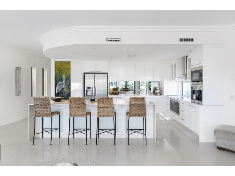 2150 Beaufort Way, Hope Island QLD 4212