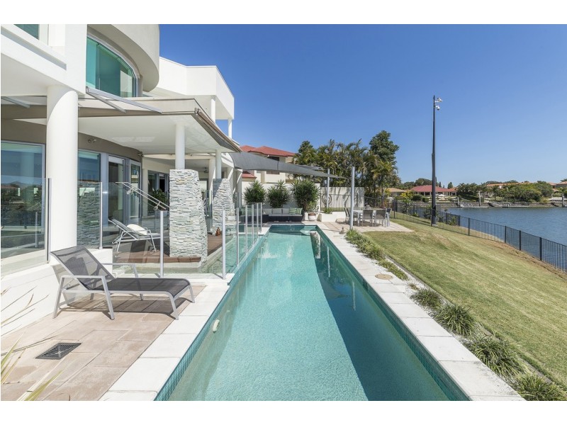 2150 Beaufort Way, Hope Island QLD 4212