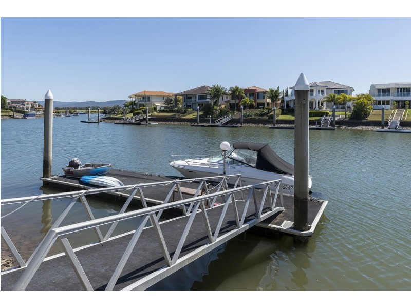 2150 Beaufort Way, Hope Island QLD 4212