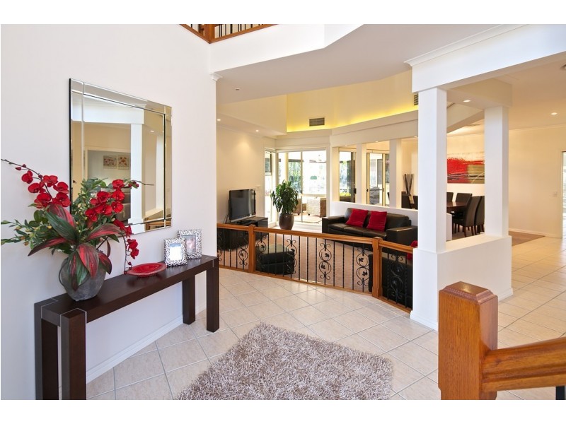 1636 Argyle Court, Hope Island QLD 4212