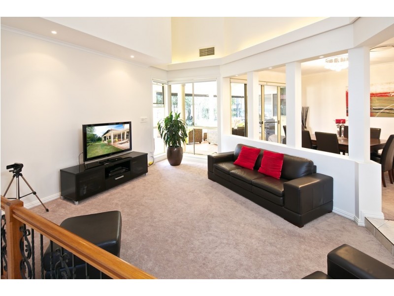 1636 Argyle Court, Hope Island QLD 4212