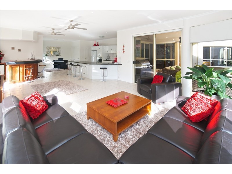 1636 Argyle Court, Hope Island QLD 4212