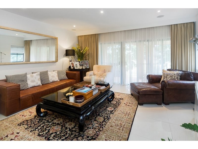 3212 Palladian Drive, Hope Island QLD 4212