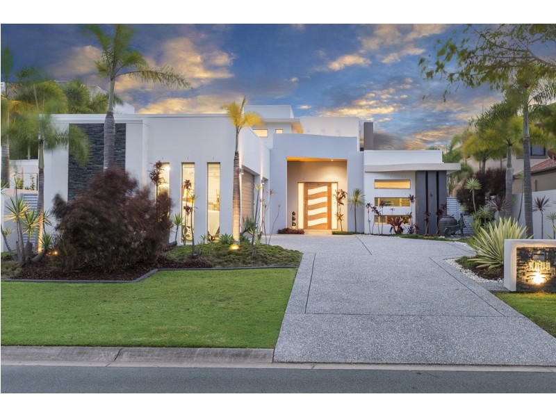 2342 Cressbrook Drive, Hope Island QLD 4212