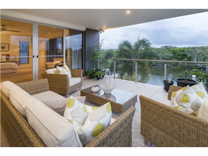 2342 Cressbrook Drive, Hope Island QLD 4212